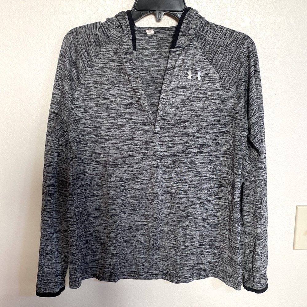 UNDER ARMOUR PULLOVER HOODIE